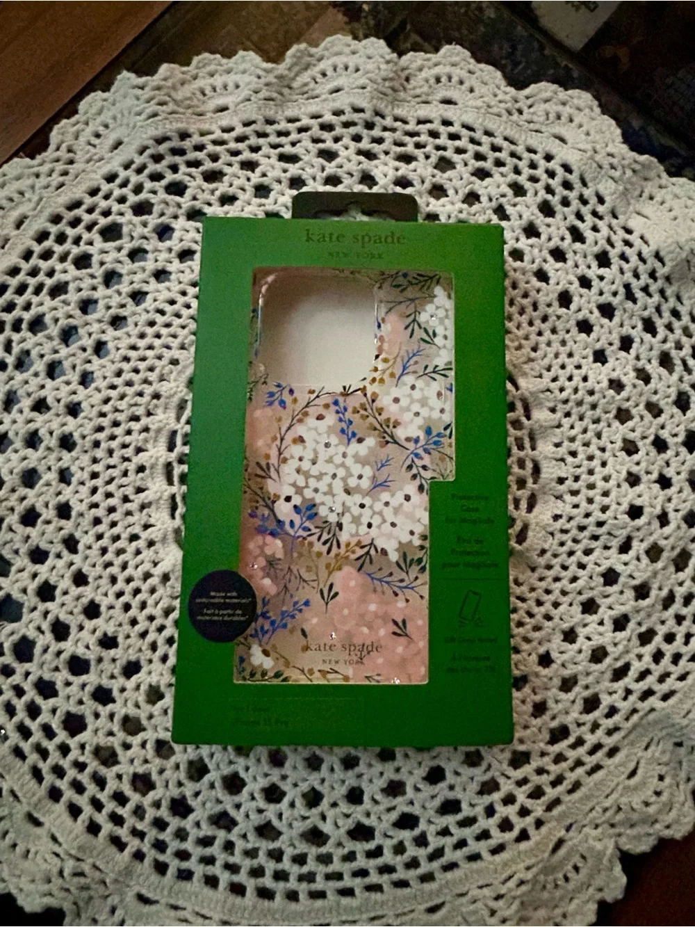 Kate Spade New York iPhone 15 Pro MagSafe Case